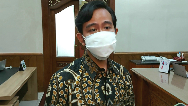 Solo Masih PPKM Level 4, Gibran: Terus Harus Menahan Diri (951338)