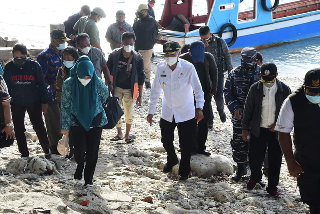 Melihat 100 Hari Kerja Ternate Andalan (158525)