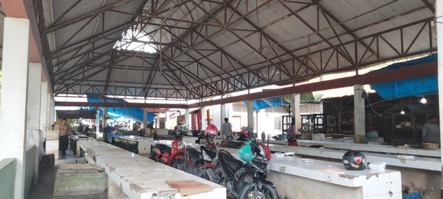 Foto: PPKM Level 3 Dilanjutkan, Sejumlah Pedagang di Kendari Pilih Menutup Lapak (676787)