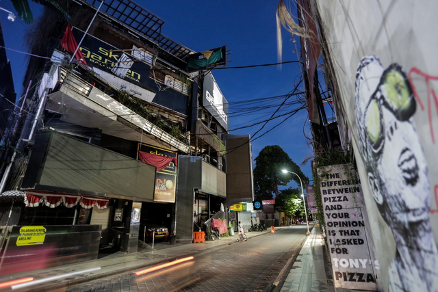 Suasana di kawasan pariwisata Kuta, Bali yang sangat sepi setelah masa pandemi corona - IST