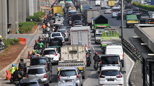 Mobilitas Saat Jakarta PPKM Level 1: Kendaraan Naik 32%, Penumpang Tambah 52%  (175316)