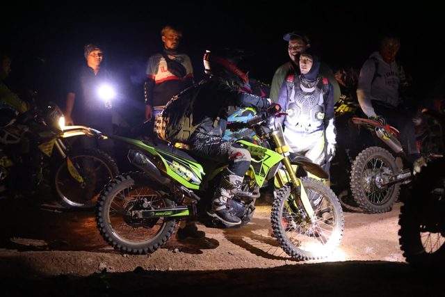Foto: Aceh Night Trail Adventure, Sensasi Ngegas Bareng Cahroad di Malam Hari (111412)