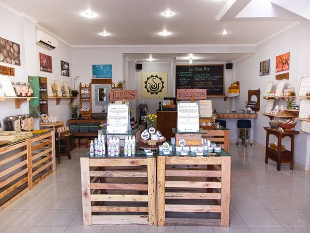 Salah satu toko offline Utama Spice di Bali. Foto: Dok. Utama Spice