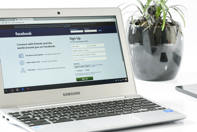 Cara Melihat Kata Sandi Facebook Sendiri di Browser | kumparan.com