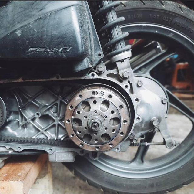 Ilustrasi pembongkaran dan upgrade CVT motor matik. Foto: Vatrick Garage