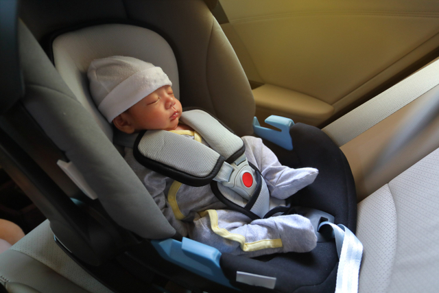 Ilustrasi bayi di car seat. Foto: Shutterstock