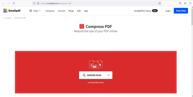 Tampilan layar cara mengecilkan file PDF lewat situs Smallpdf (Foto: Robertus Krisnanda)