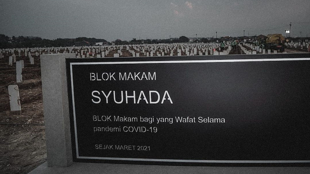 Blok Makam Syuhada di TPU Rorotan, Cilincing, Jakarta Utara. Foto: Instagram/@aniesbaswedan