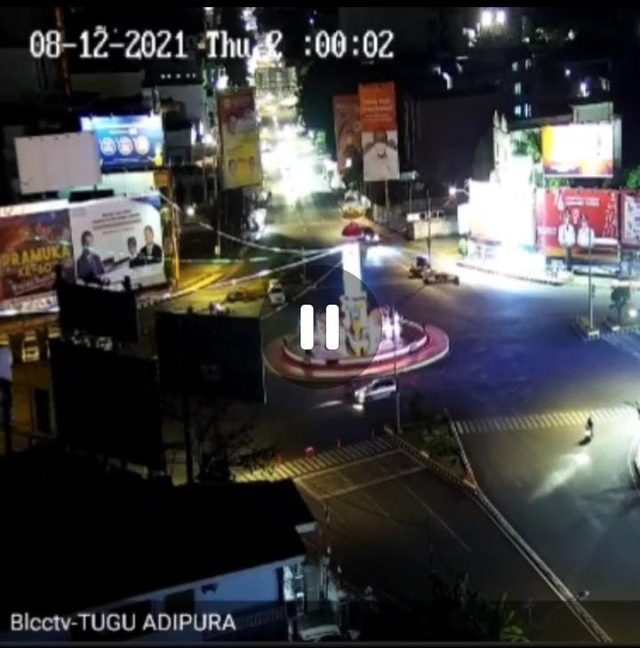 Lokasi kecelakaan lalu lintas di Tugu Adipura Kota Bandar Lampung. | Foto: Ist