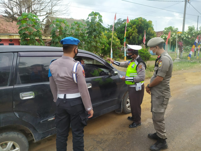 Siapkan Surat Jalan, Ini 5 Titik Penyekatan di Tulang Bawang Barat, Lampung (2)