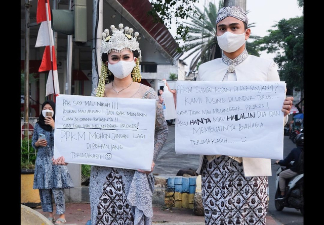 Viral Lutfi Agizal Foto Pre Wedding Seraya Protes PPKM, Netizen: Ribet Banget! (3196)
