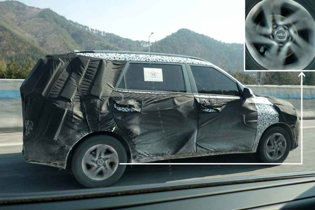 Kia KY, Calon Penantang Toyota Avanza dan Xpander Berbasis Hyundai Stargazer (31436)