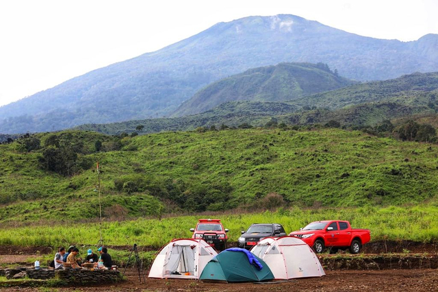 Jelang Momen Hari Kemerdekaan 17 Agustus Kuota Pendakian Ciremai Sudah Penuh (52619)