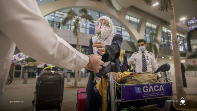 Jemaah umrah dari luar negeri kloter pertama tiba di Bandara Jeddah, Agustus 2021 atau awal Muharam 1443 H. Foto: Dok. Kemenhaj Arab Saudi