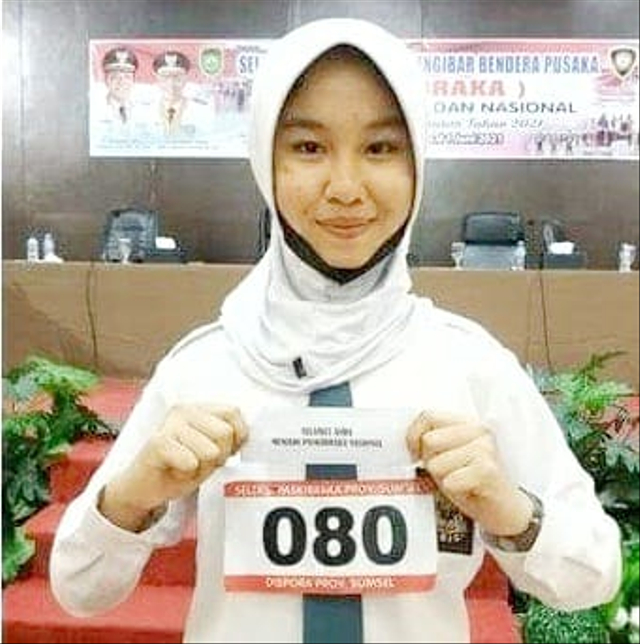 Anisa Takwarani Rizajandita, salah satu siswa yang berhasil menjadi Paskibraka di Istana Negara pada HUT Ke-76 RI. Foto: Istimewa