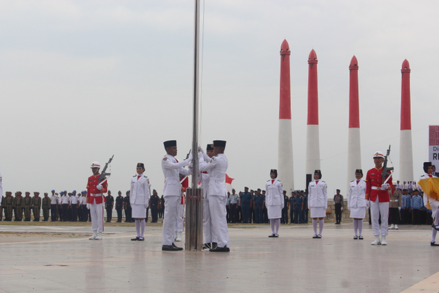 Rangkaian upacara HUT Ke-72 RI tahun 2017 di Costal Area Karimun, Kepulauan Riau. Foto: Dok. kepripedia.com
