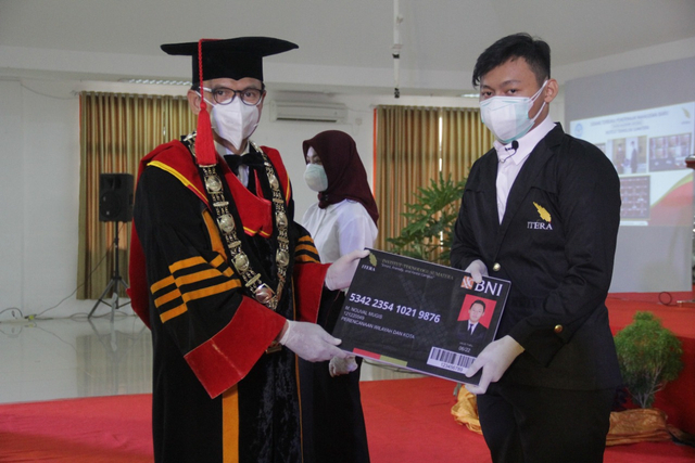Itera Kukuhkan 4.674 Mahasiswa Baru Tahun Akademik 2021/2021 (4)