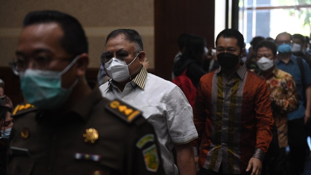 Hukuman Eks Dirut ASABRI Adam Damiri Dipotong 5 Tahun Bui, Dinilai Terlalu Berat (175010)