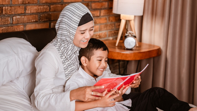 Tips Pilih Buku Cerita untuk Tumbuhkan Rasa Cinta Tanah Air pada Anak (14089)