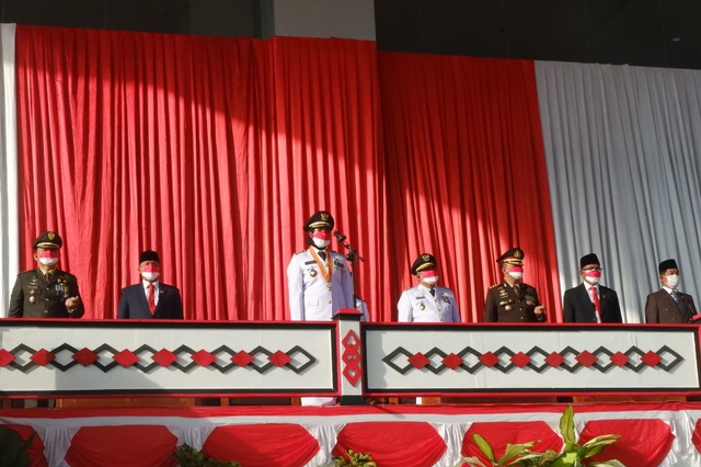 Pemkot Bandar Lampung Gelar Upacara HUT ke-76 RI dengan Peserta Terbatas (1)