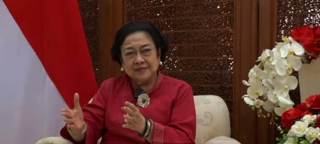 Ketum PDIP Megawati hadir secara virtual dalam upacara hybrid PDIP peringati HUT ke-76 RI. Foto: Dok. PDIP