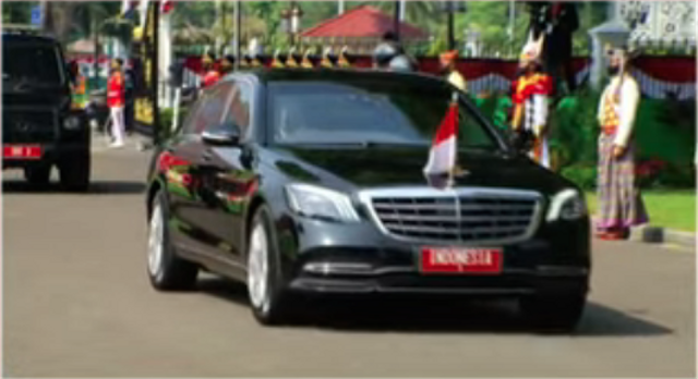 Mobil Kepresidenan Jokowi saat Upacara 17 Agustus 2021. Foto: dok. Youtube Sekretariat Presiden