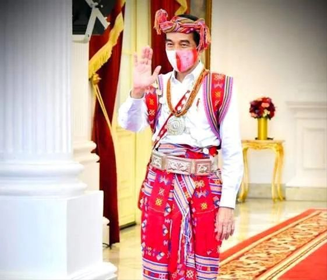 5 Baju Adat yang Dipakai Presiden Jokowi Pada HUT RI, Salah Satunya dari Lampung (4)