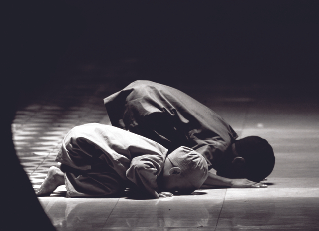 Tata Cara Sholat Ghoib. Foto: Flickr