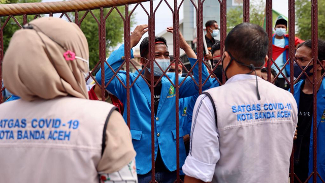 Satgas COVID-19 Banda Aceh meminta mahasiswa tidak melakukan aksi di tengah pandemi. Foto: Suparta/acehkini