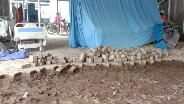Usai Lantai Dibongkar, Listrik dan Air di RSUD Regional Sulbar Diancam Dicabut (43129)
