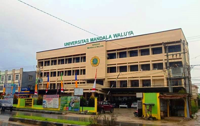 Universitas Mandala Waluya yang terletak di Jl. Jendral A.H Nasution G37, Kambu, Kendari, Sulawesi Tenggara. Foto: Noe/kendarinesia.