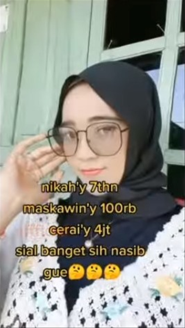 Viral maskawin seorang wanita di Bengkulu hanya Rp100 ribu namun biaya perceraiannya Rp4 juta. (Foto: Instagram/@@tante_rempong_officiall) 
