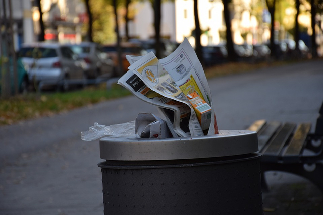 Ilustrasi buang sampah, dok: pixabay