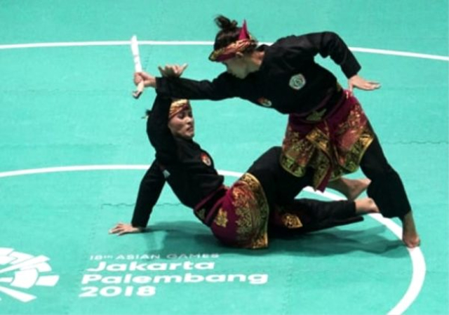 Cara Memindahkan Sasaran dari Arah Serangan dalam Pencak Silat | kumparan.com