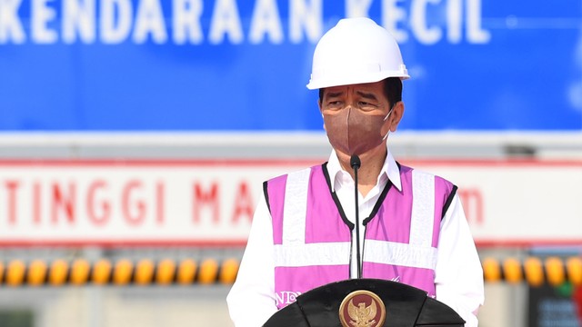 Presiden Joko Widodo saat peresmian Tol Kelapa Gading-Pulo Gebang di Jakarta, Senin (23/8/2021). Foto: Lukas/Biro Pers Sekretariat Presiden
