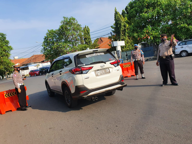 Penerapan Tilang Elektronik di Kota Cirebon Terkendala PPKM | kumparan.com