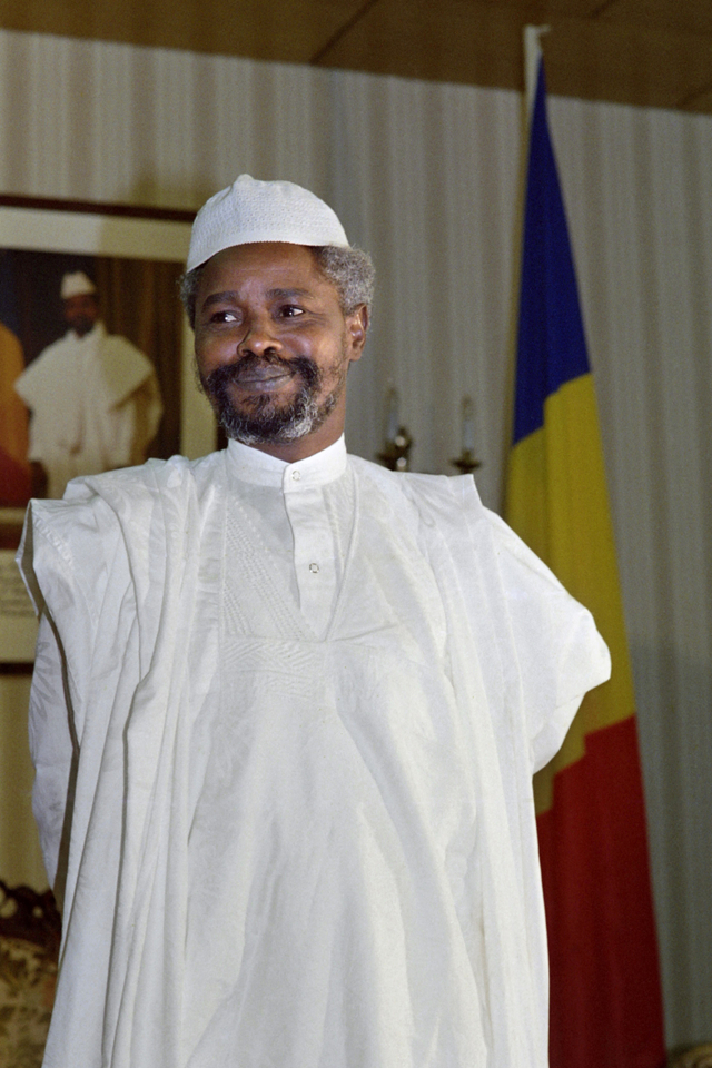 Eks Presiden Chad Hissene Habre foto ini diambil pada 6 Februari 1987. Foto: Sakaldo Dono M'batene/AFP