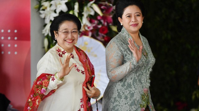 Ketua Umum PDIP Megawati Soekarnoputri dan Ketua DPR RI Puan Maharani. Foto: ADEK BERRY / AFP