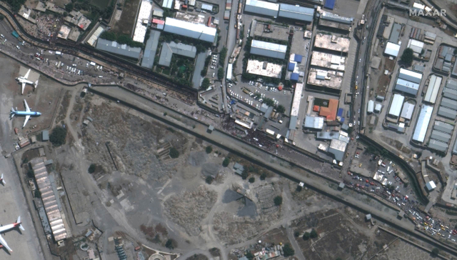 Foto satelit suasana di Bandara Internasional Hamid Karzai, di Kabul, Afghanistan. Foto: Maxar/ via REUTERS