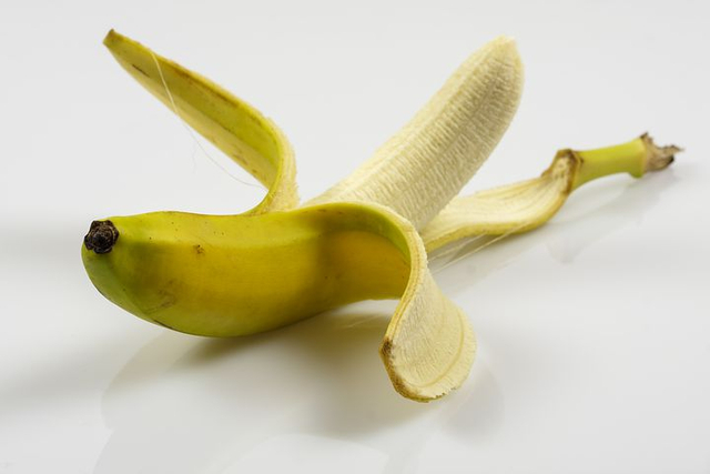 Ilustrasi kulit pisang. Pixabay