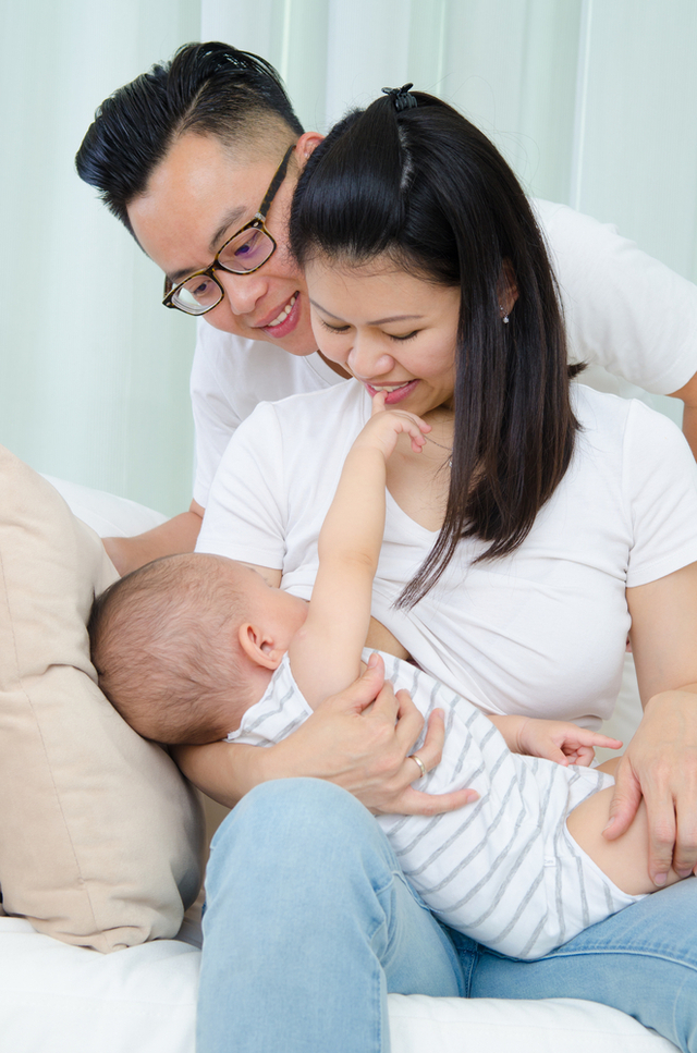 Dukungan Ayah untuk Ibu Menyusui. Foto: Shutter Stock