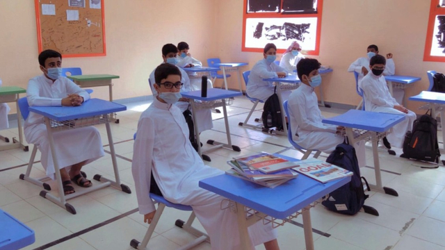 Suasana kelas di Arab Saudi saat belajar offline. Foto: Twitter/@moe_gov_sa