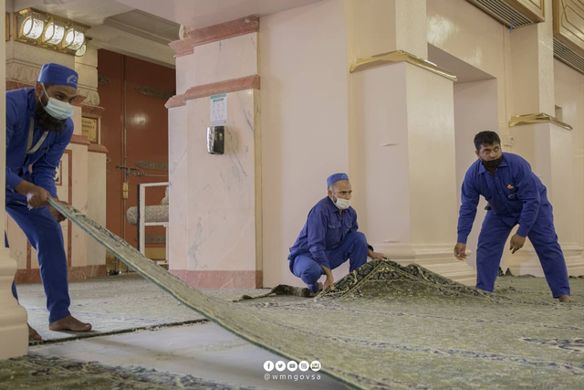 Melihat Karpet Mewah di Masjid Nabawi yang Dilengkapi Cip (26855)