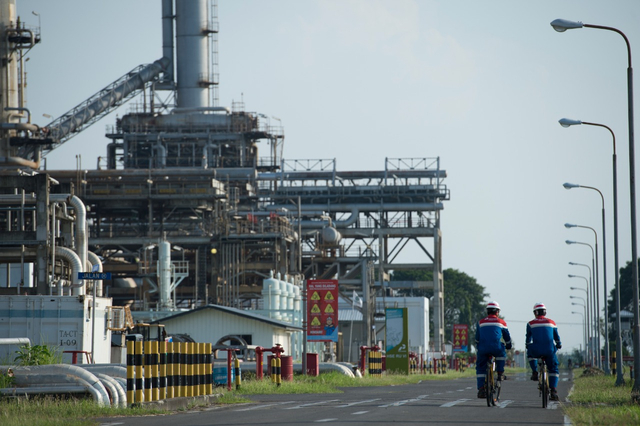 Pertamina kini menggunakan gas bumi dari PT PGN Tbk selaku Subholding Gas Pertamina sebagai fuel atau bahan bakar dalam proses produksi di Kilang Pertamina Refinery Unit VI Balongan. (Dok.ciremaitoday)