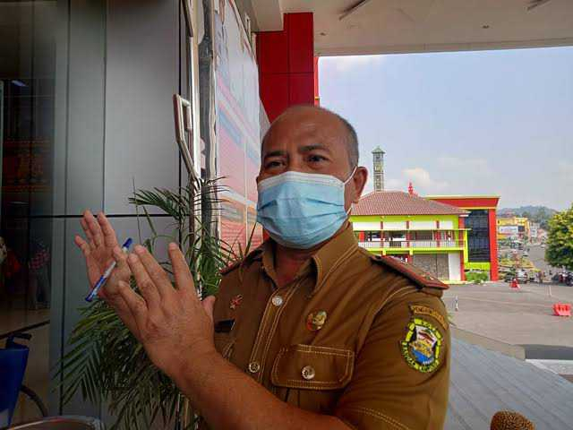 Kepala Disdukcapil kota Bandar Lampung A Zainuddin | Foto : Sidik Aryono/Lampung Geh