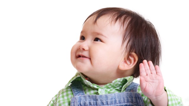 Ilustrasi bayi melambaikan tangan. Foto: Shutter Stock