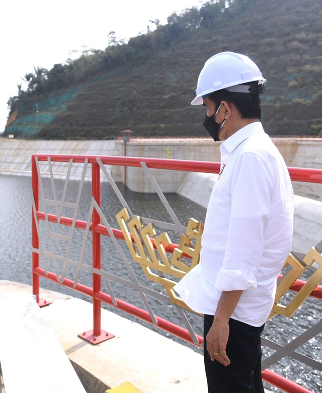 Presiden Jokowi Resmikan Bendungan Way Sekampung di Kabupaten Pringsewu, Lampung (6)