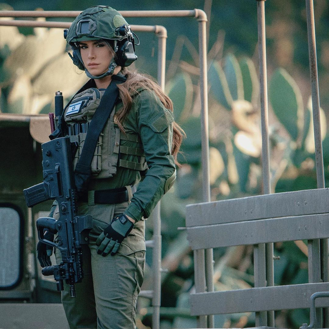Orin Julie, Mantan Tentara Tempur Israel Foto: Instagram @orin_julie