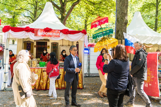 Kuliner dan Tari Indonesia Ramaikan Embassy Festival di Belanda