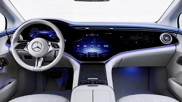 Interior Mobil Listrik Mercedes-Benz EQE 350. Foto: dok. Mercedes-Benz